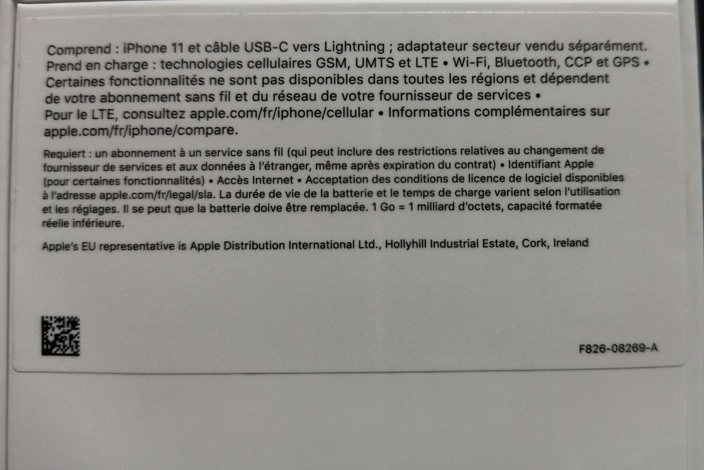 I phone 11 neuf rouge 256go Téléphones et tablettes