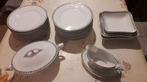 Ancienne porcelaine 1950. 12 Flers-en-Escrebieux (59)