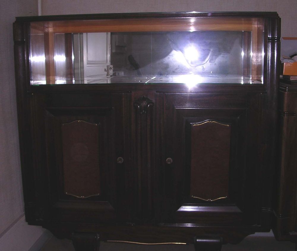 Enfilade et meuble vitrine des ann&eacute;es 50 Meubles