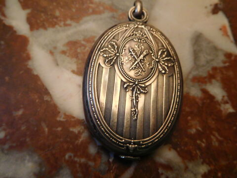 trs joli miroir coulissant mdaillon en argent massif XIX 90 Vitry-sur-Seine (94)