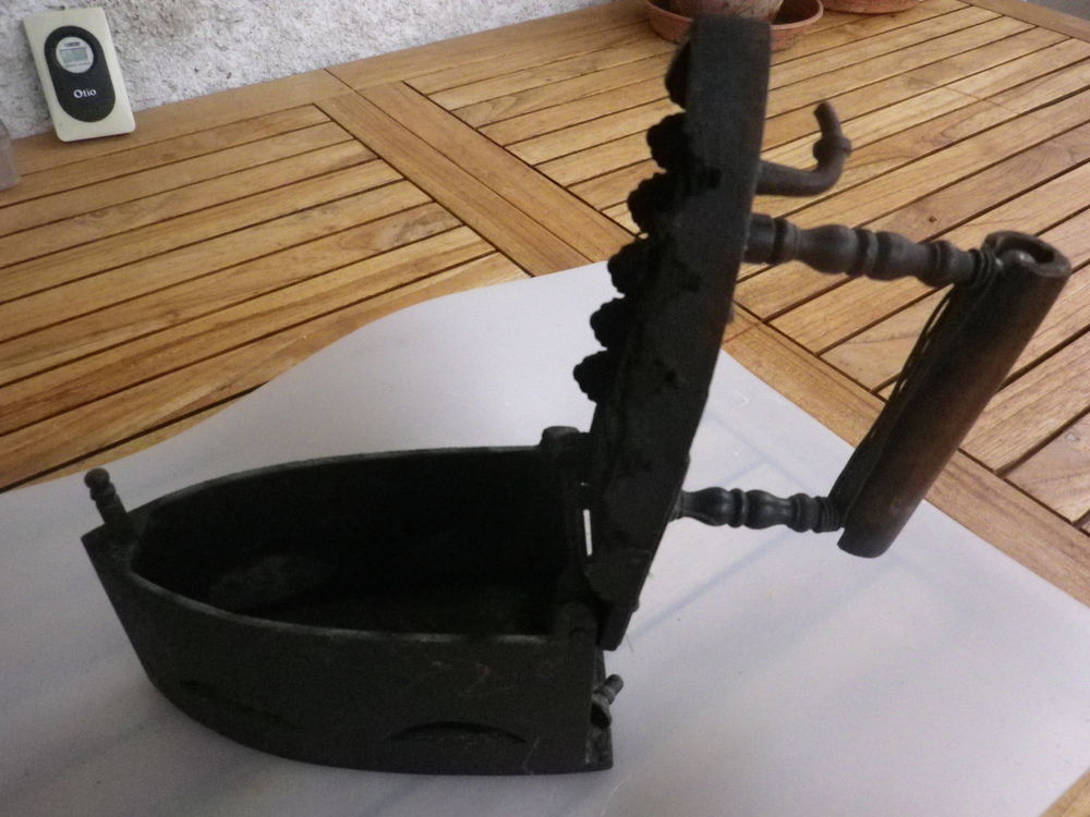 Fer ancien &agrave; braises 