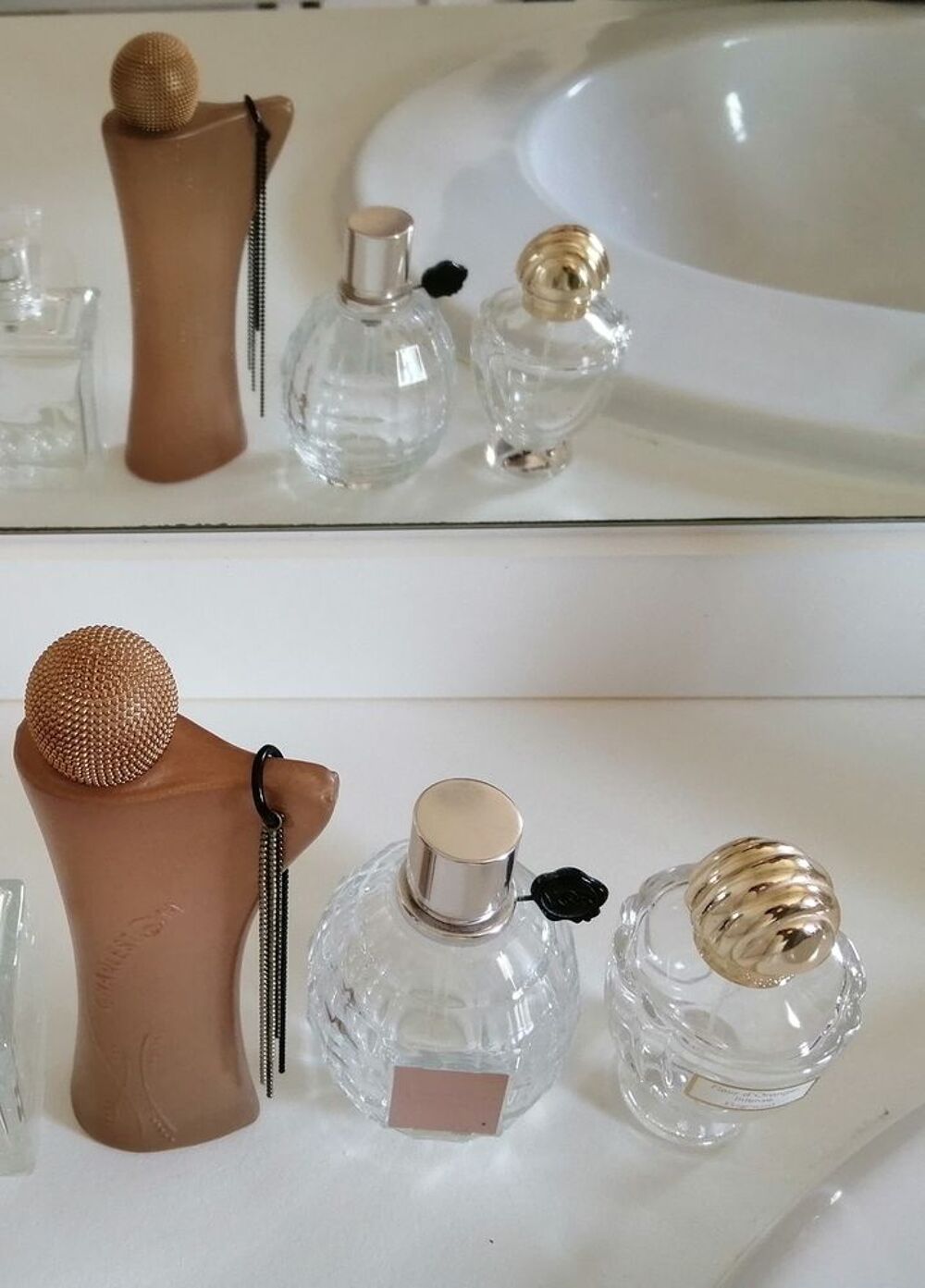 BOUTEILLES DE PARFUM VIDES 