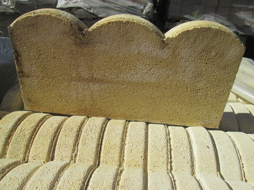 PRODUITS BETON- BOISSEAUX –DESSUS DE MUR- BORDURE-AMENAGEMENT JARDIN etc… Jardin