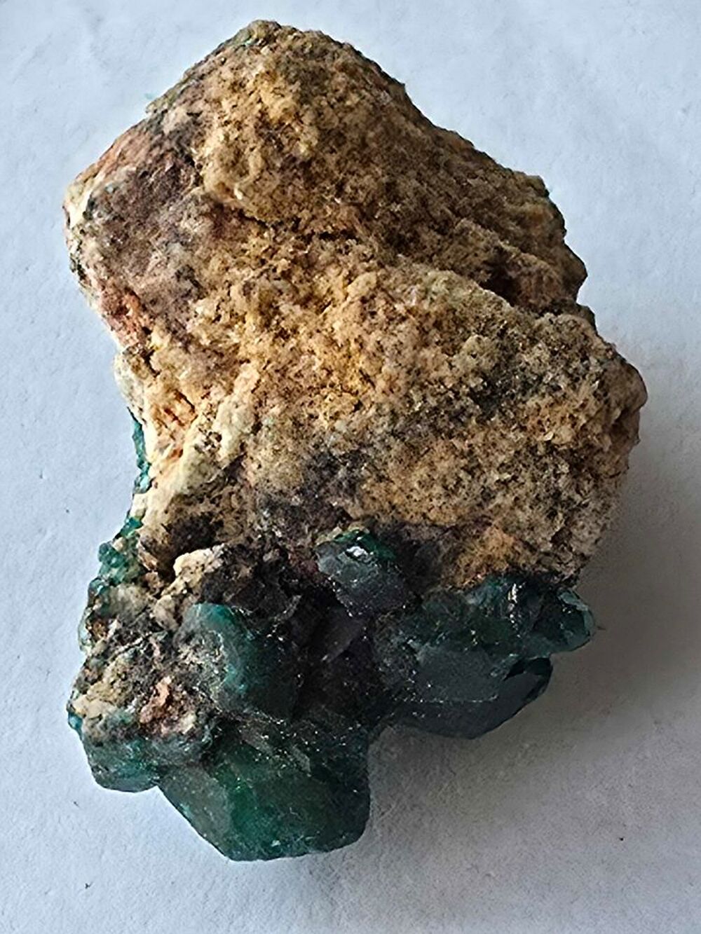 Sp&eacute;cimen Rare de Dioptase sur sa Roche Naturelle-27g 