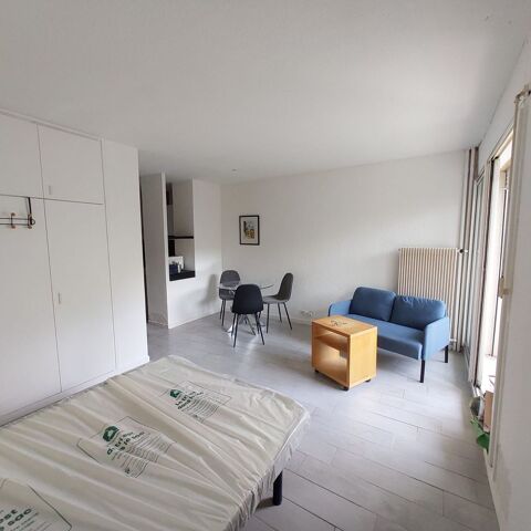   Aix rue de cuques t1 parking balcon 