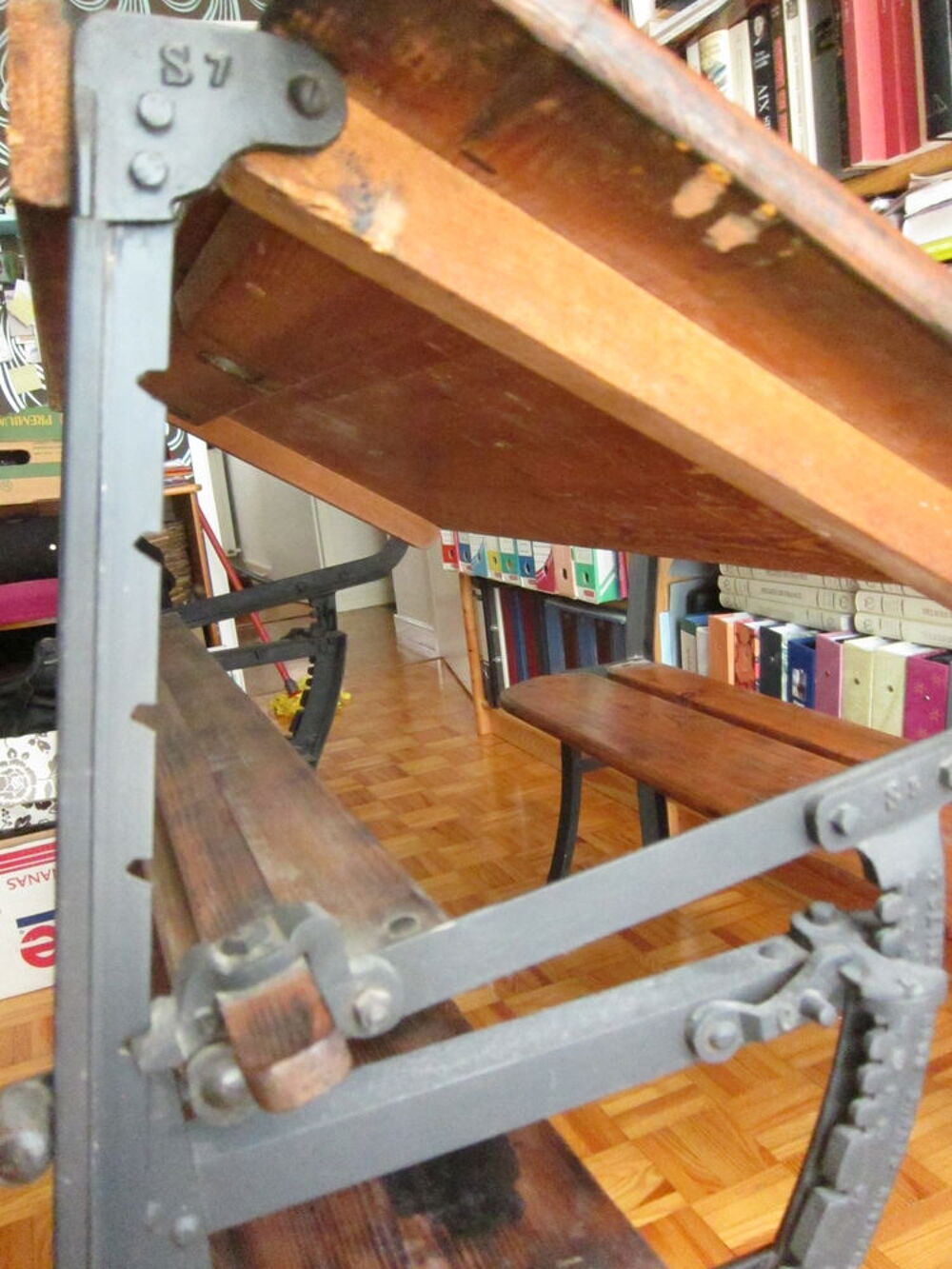 PUPITRE/BUREAU D'ECOLIER ANCIEN Meubles