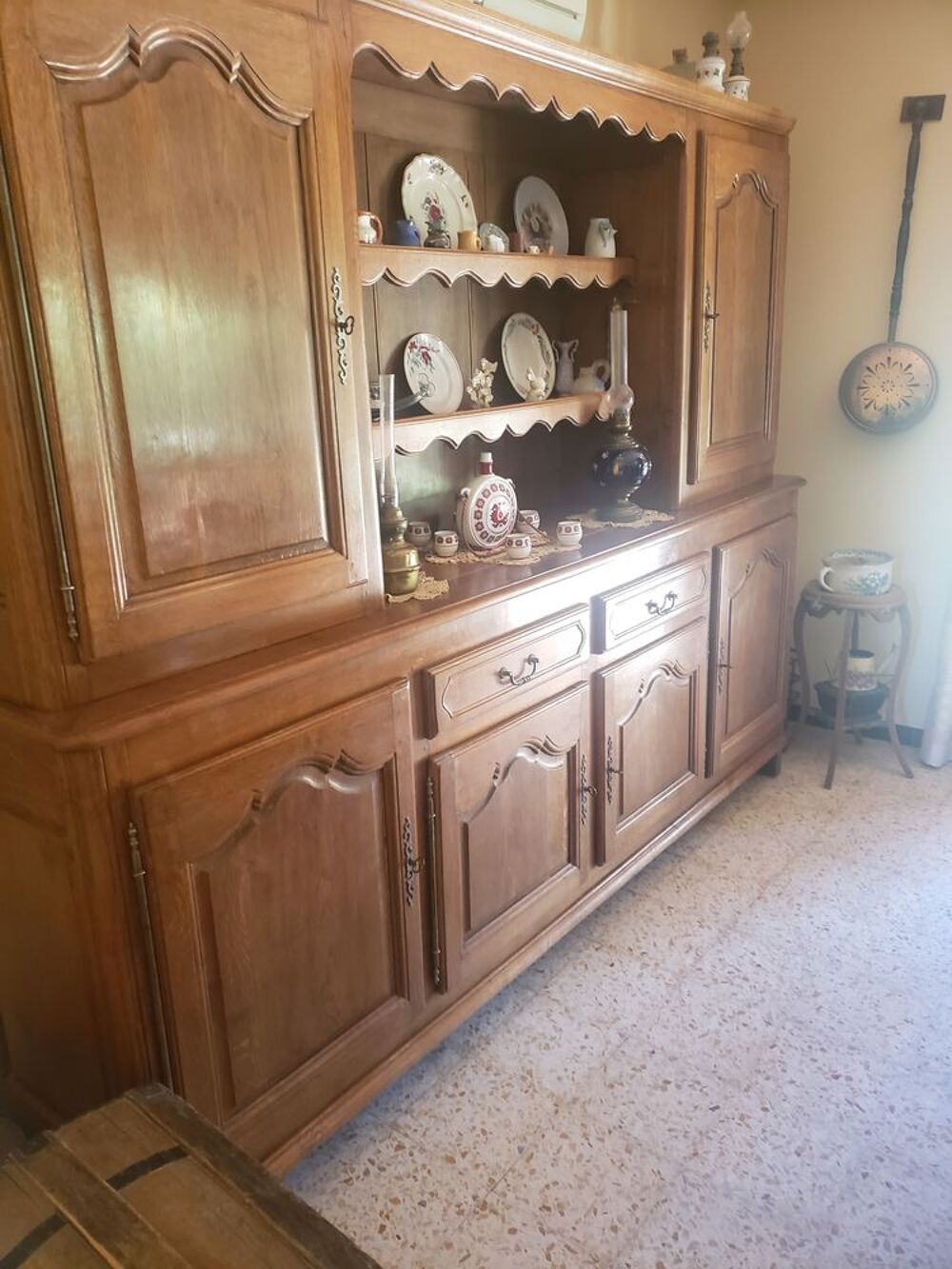 SALLE A MANGER Meubles
