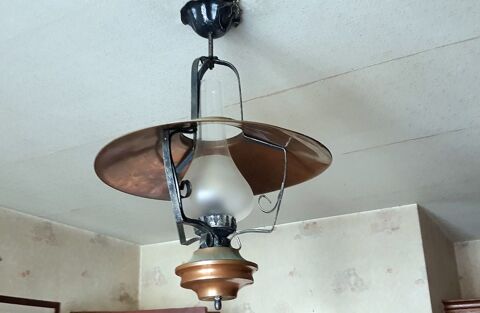 Belle suspension en cuivre, Fer Forg� et verre 20 Mitry-Mory (77)