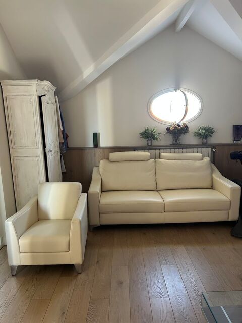  Canap� + Fauteuil BUROV cuir - salon luxe - valeur 9 000� + 3400 Saint-Cyr-l'�cole (78)