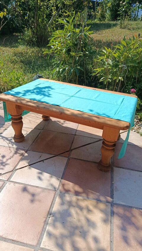 Table basse en bois Le Touvet (38)