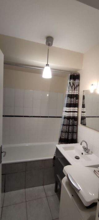  Appartement à louer 1 pièce 30 m²