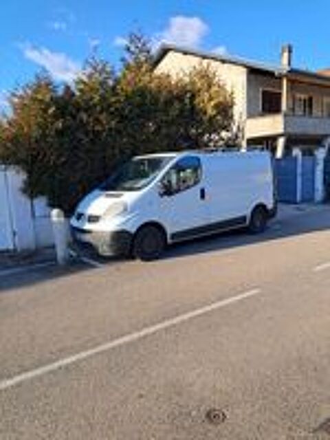 Trafic TRAFIC CA 1.9 DCI 100 L1H1 1000 KG GENERIQUE 2008 occasion 38320 Poisat