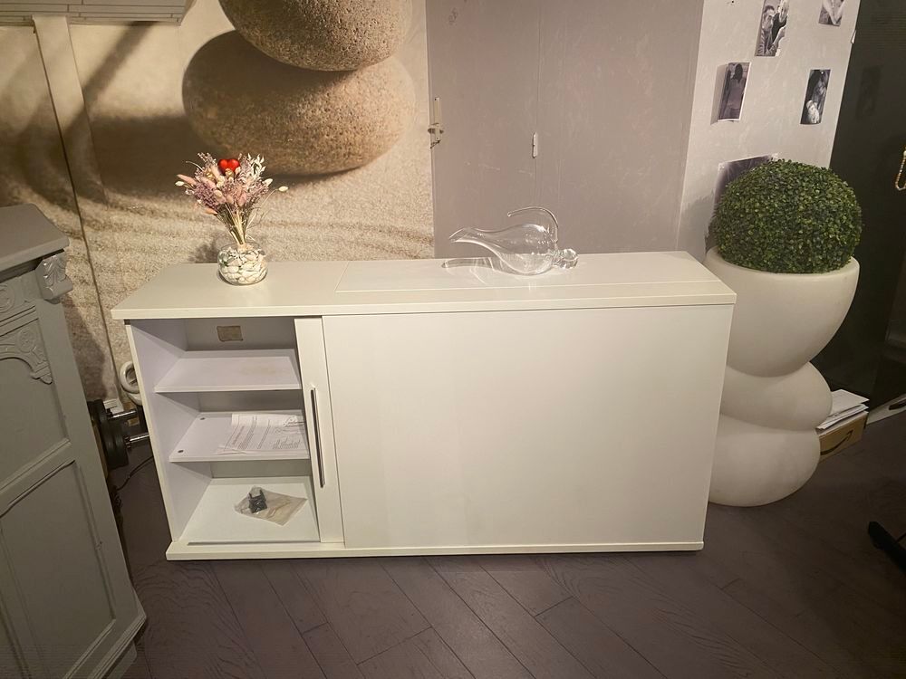 Meuble tv blanc laqu&eacute; 
Meubles