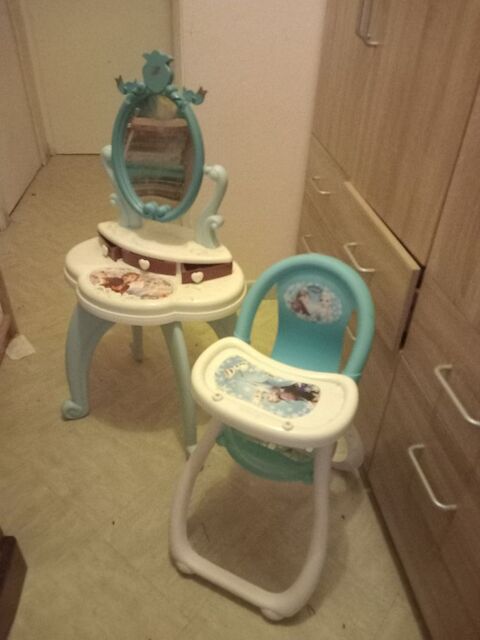 Lit et jouets la reine des neiges 15 Vitrolles (13)