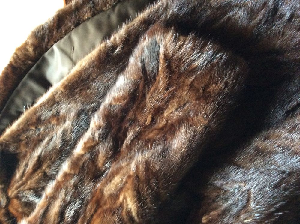 Manteau en vison v&eacute;ritable Vêtements