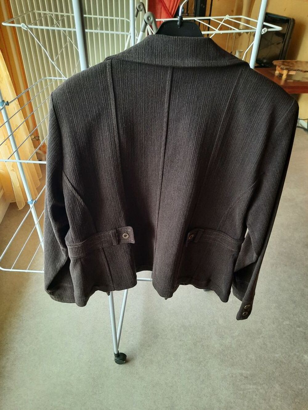 Veste Scottage neuve Vtements