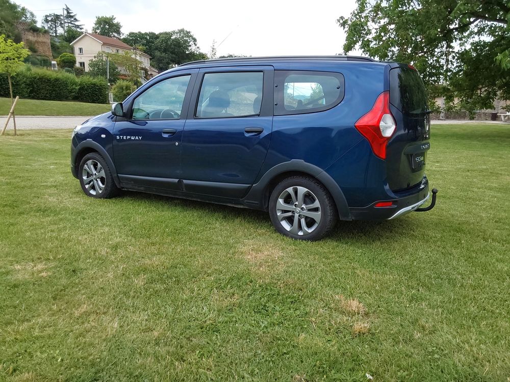 Lodgy DACIA LODGY TCE 115 CV SYEPWAY 7 PLS 2016 occasion 38080 Saint-Marcel-Bel-Accueil