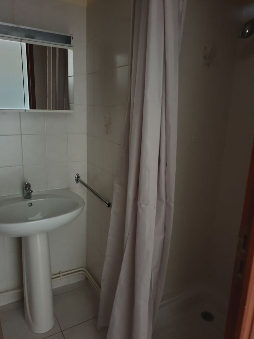 Location Appartement STUDIO MEUBLE VUE SUR VERDURE Sens