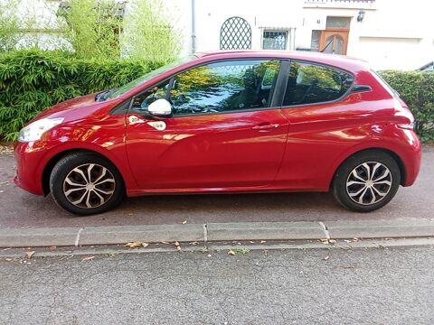 Peugeot 208 1.0 PureTech 68ch BVM5 Like