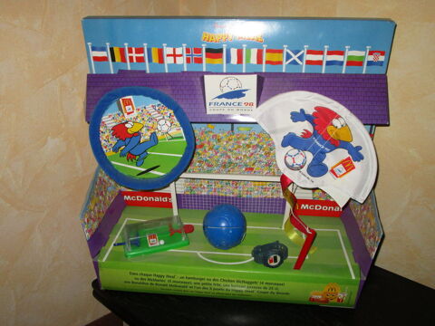 VIEUX PRESENTOIR MC DONALD'S coupe du monde 1998  60 Villepinte (93)
