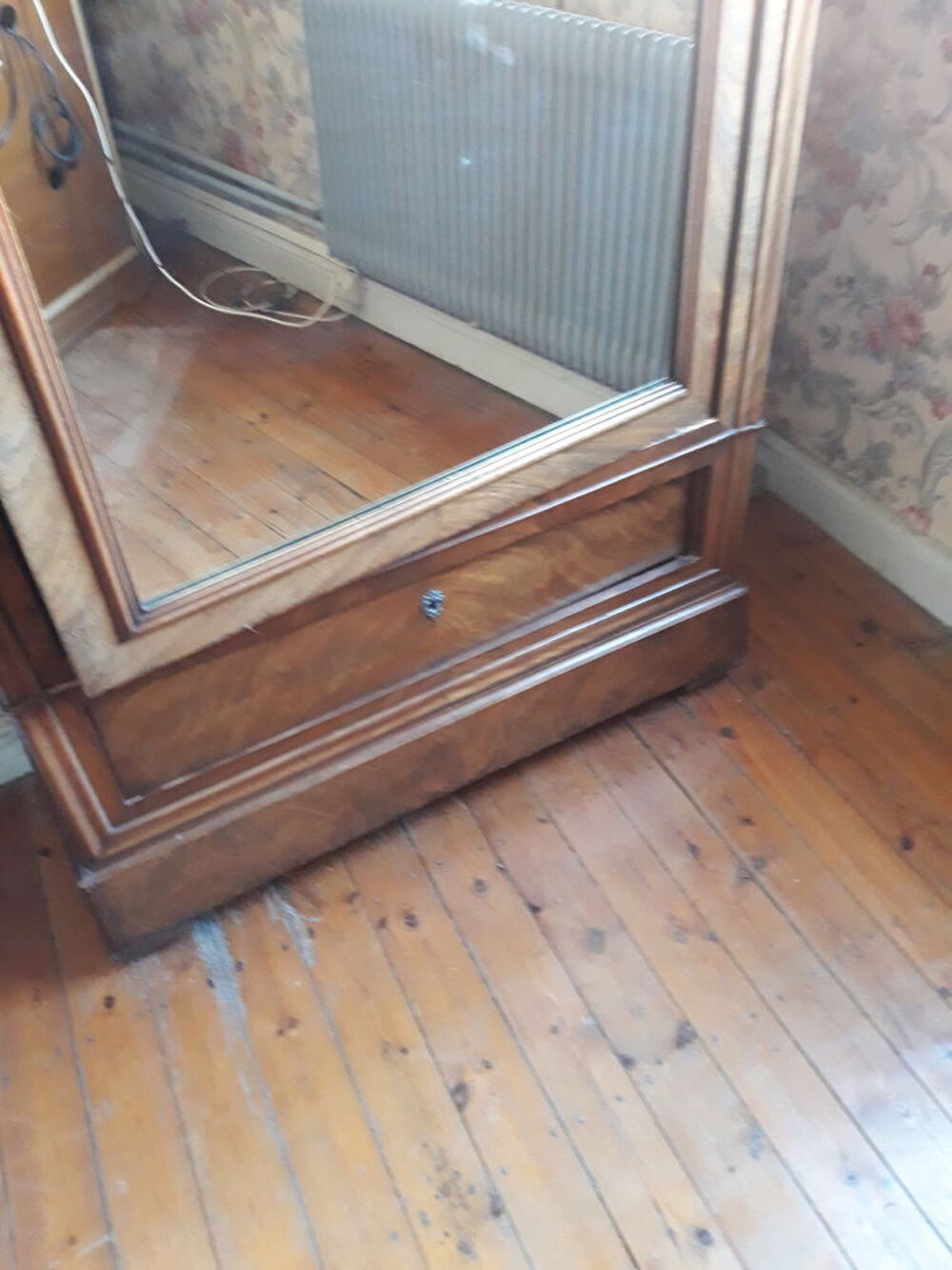 ARMOIRE LINGERE Meubles