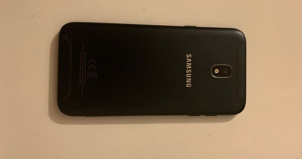 Samsung j5 2017 ( j5 pro) tr&egrave;s bon &eacute;tat et tr&egrave;s bon prix Téléphones et tablettes