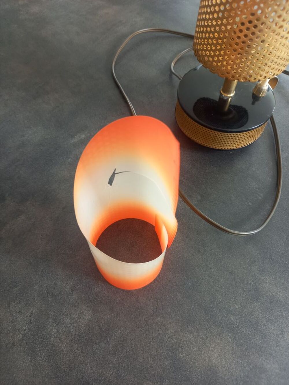 Lampe de table vintage T&eacute;l&eacute;-Ambiance ? ann&eacute;es 60/70 Décoration