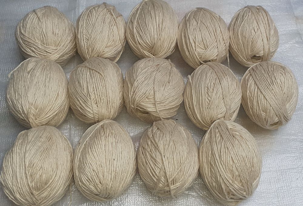 14 boules de coton de 50 grs
pas d'envoi Bricolage