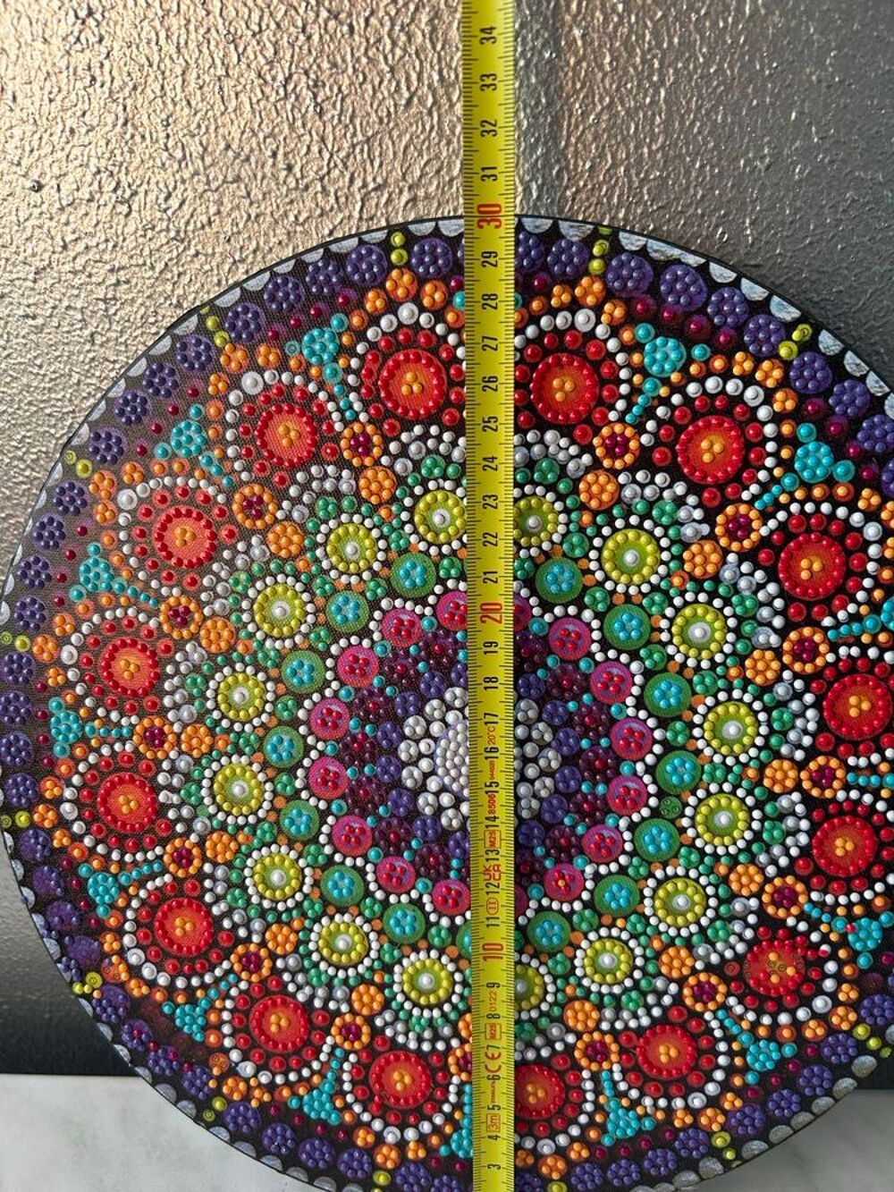 plaque d&eacute;corative mandala ronde multicolore en bois, peinte &agrave; la main Décoration