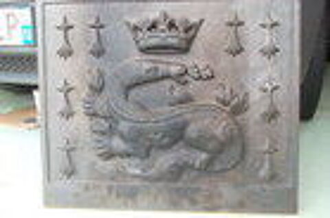 Plaque fonte chemin�e 120 Challuy (58)