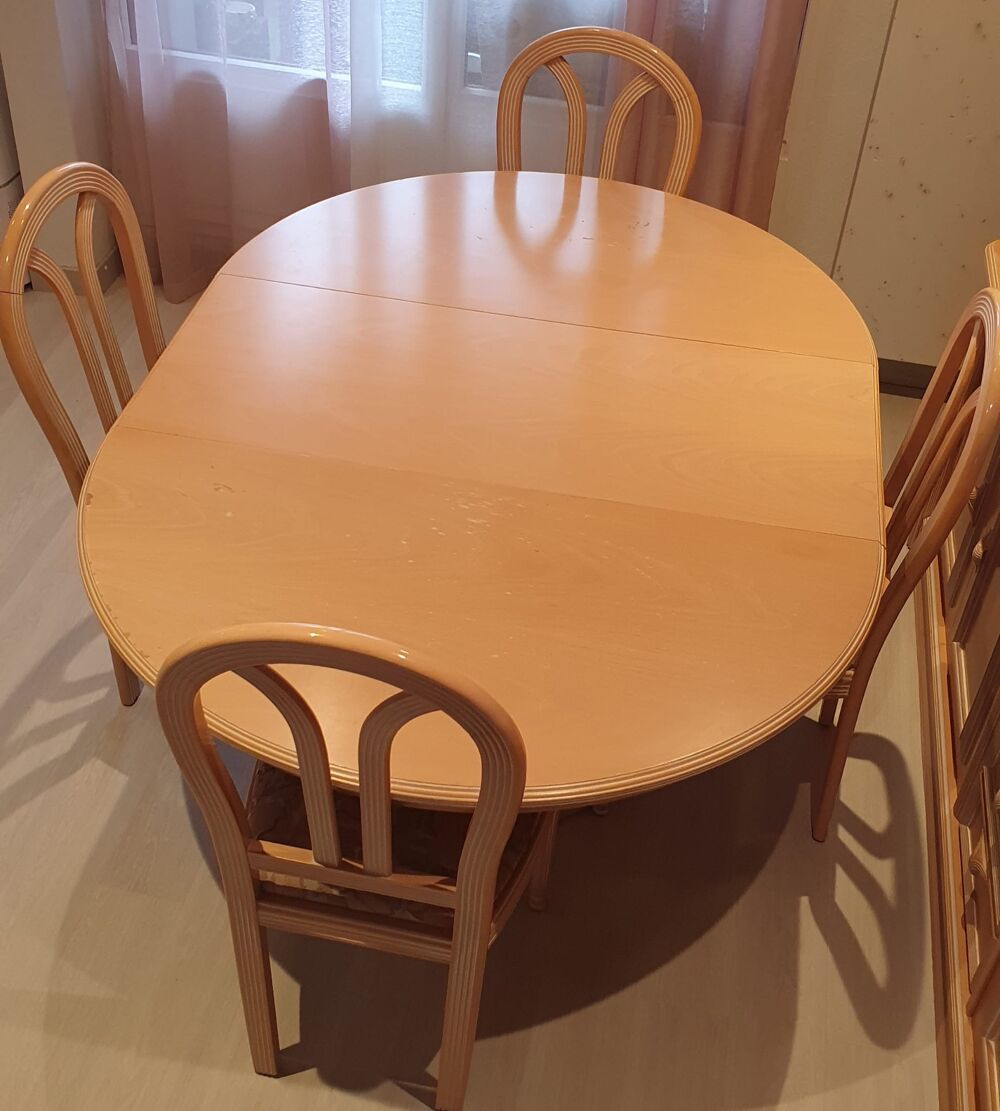 Salle &agrave; manger compl&egrave;te en H&ecirc;tre Rose Meubles