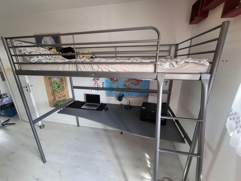 Lit mezzanine ikea avec matelas et bureau int&eacute;gr&eacute;.1 personne Meubles