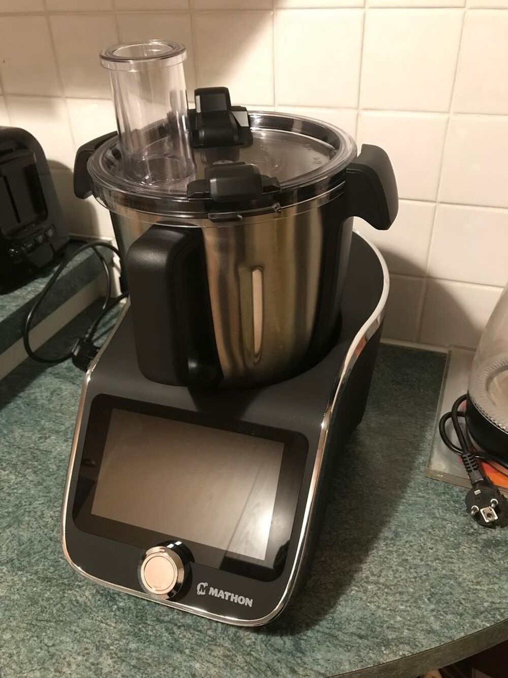 Robot cuiseur multifonction 4,5 L 1000 W Mathon Electrom�nager