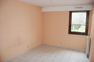  Appartement à louer 2 pièces 47 m²
