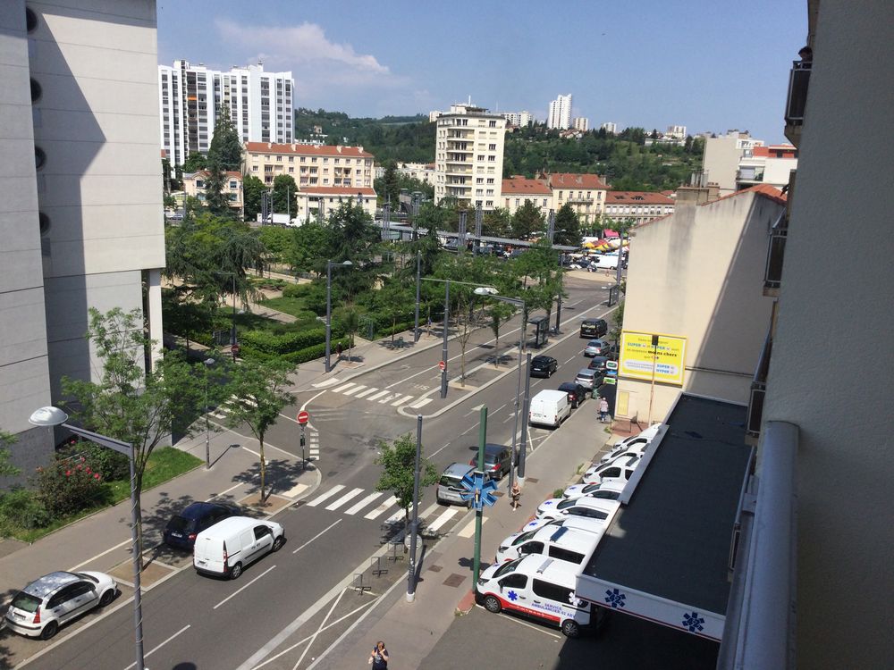 Location Appartement F1 idéale étudiant Saint-Étienne