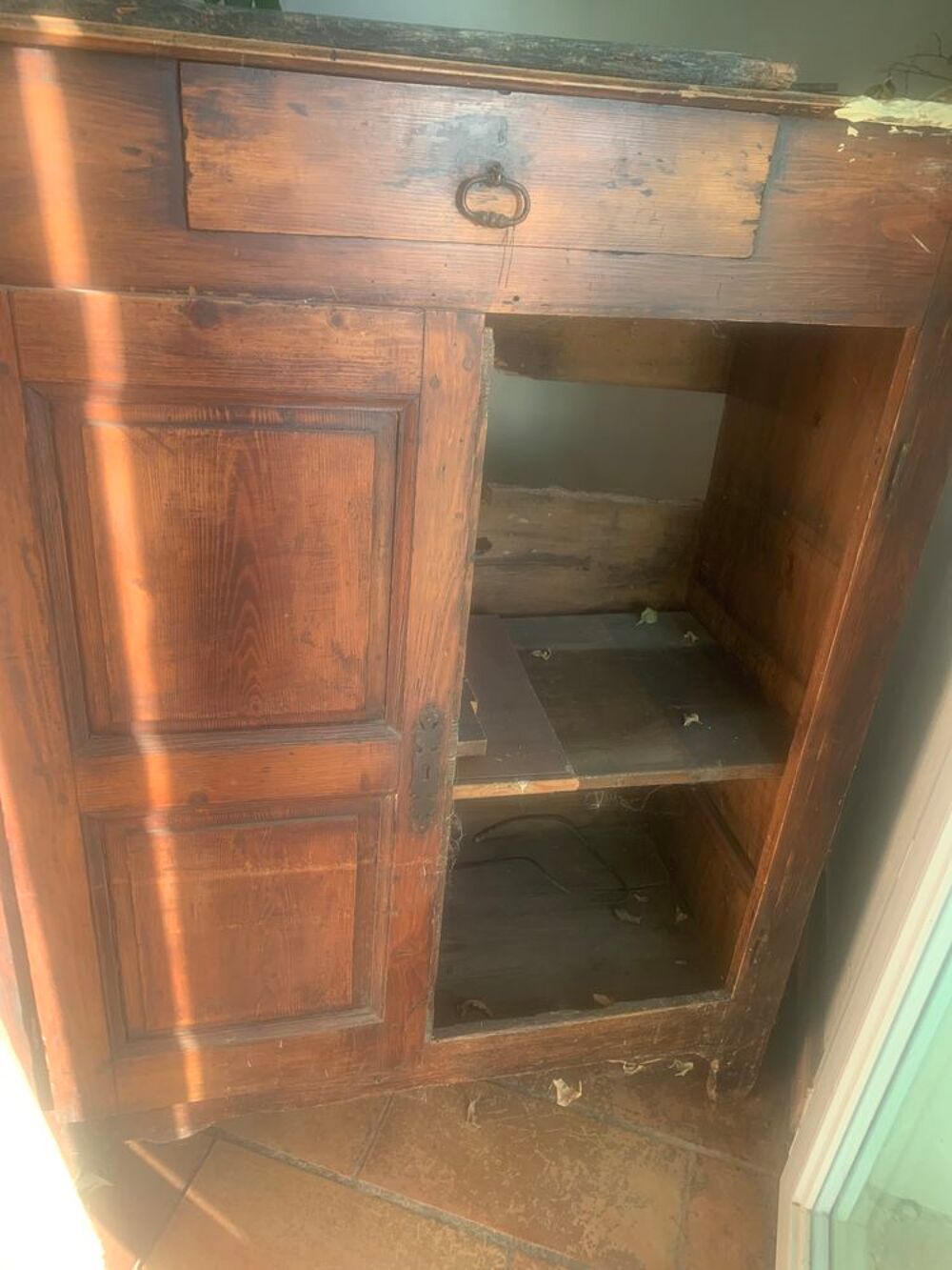 Meuble ancien &agrave; restaurer Meubles
