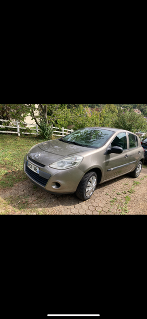 Renault clio iii 1.2 16V 75