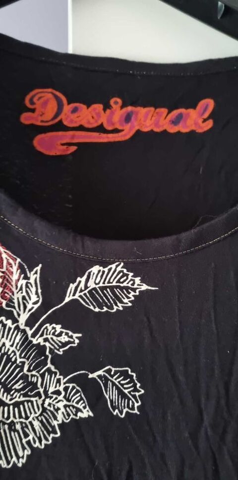 Lot de 2 robes Desigual Taille XL 30 Oullins (69)