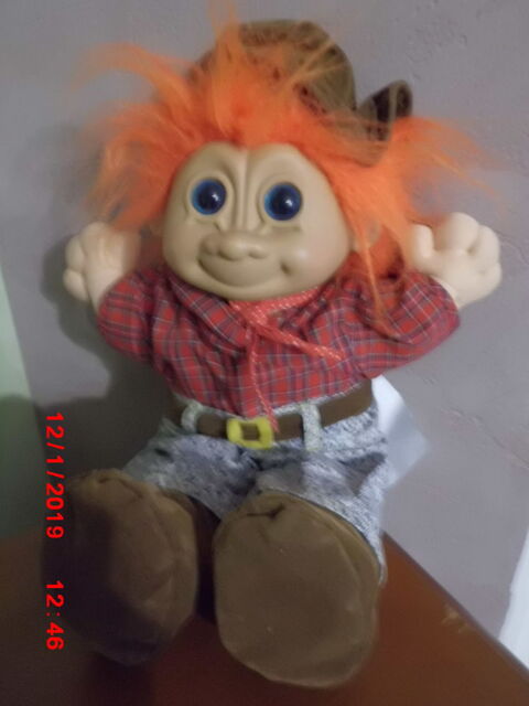 PELUCHE TROLL RUS BERRIE 19 Oignies (62)