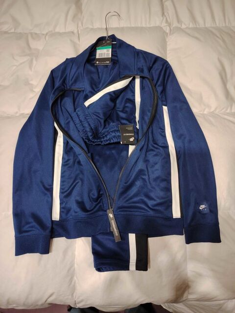 SURV�TEMENT NIKE AIR 40 Revest-les-Roches (06)