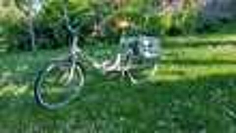 v&eacute;lo pliable Motob&eacute;cane Vlos