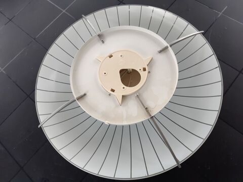 Lustre Rond avec Stries Transparentes. 20 Le Vernois (39)