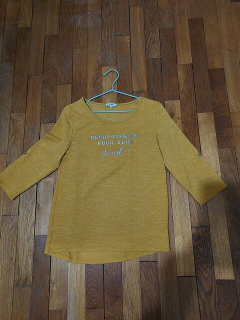 T-shirt/Pull jaune moutarde 15 Houilles (78)