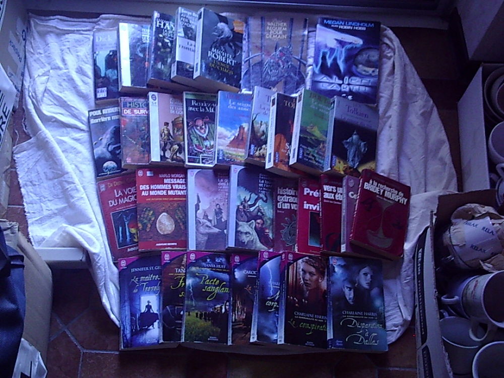 Livres Thriller, Horreur, Science Fiction, Fantasy Livres et BD