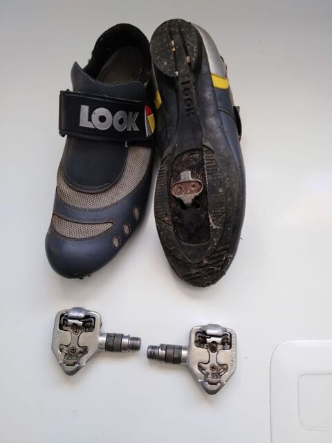 Chaussure pour v�lo avec cales 20 Ch�teau-Gontier (53)