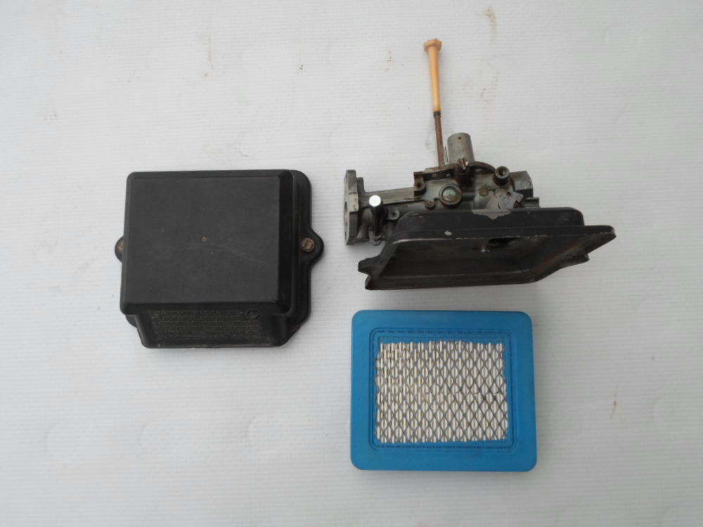 boitier filtre a air avec carburateur . Jardin