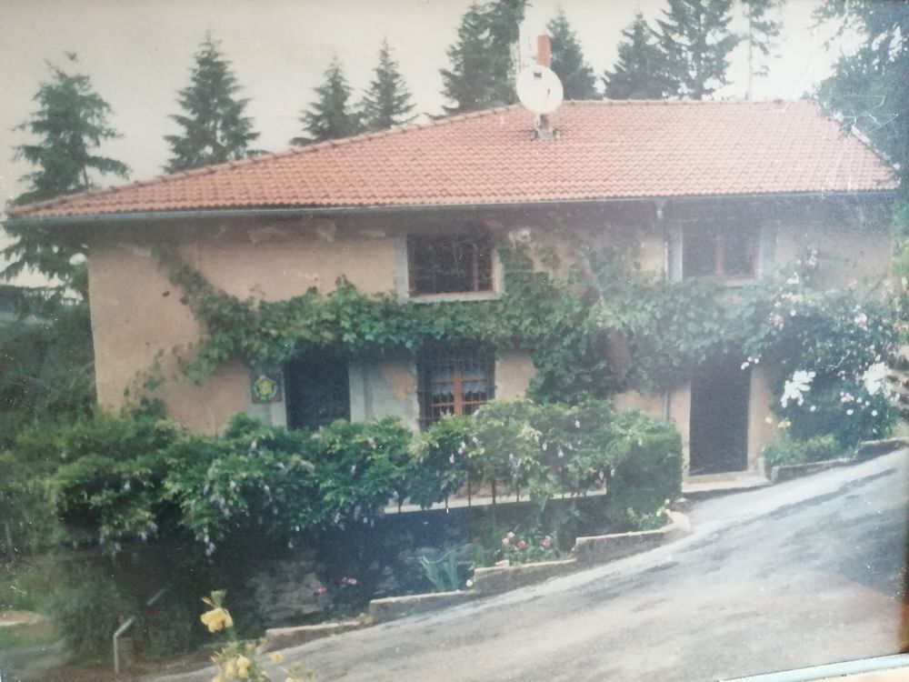 Vente Maison maison ancienne a 40 kms de Lyon Valsonne