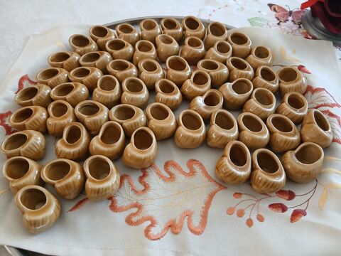  Cinquante six coquilles d'escargot vintage c�ramique N�1461 20 Beaune (21)