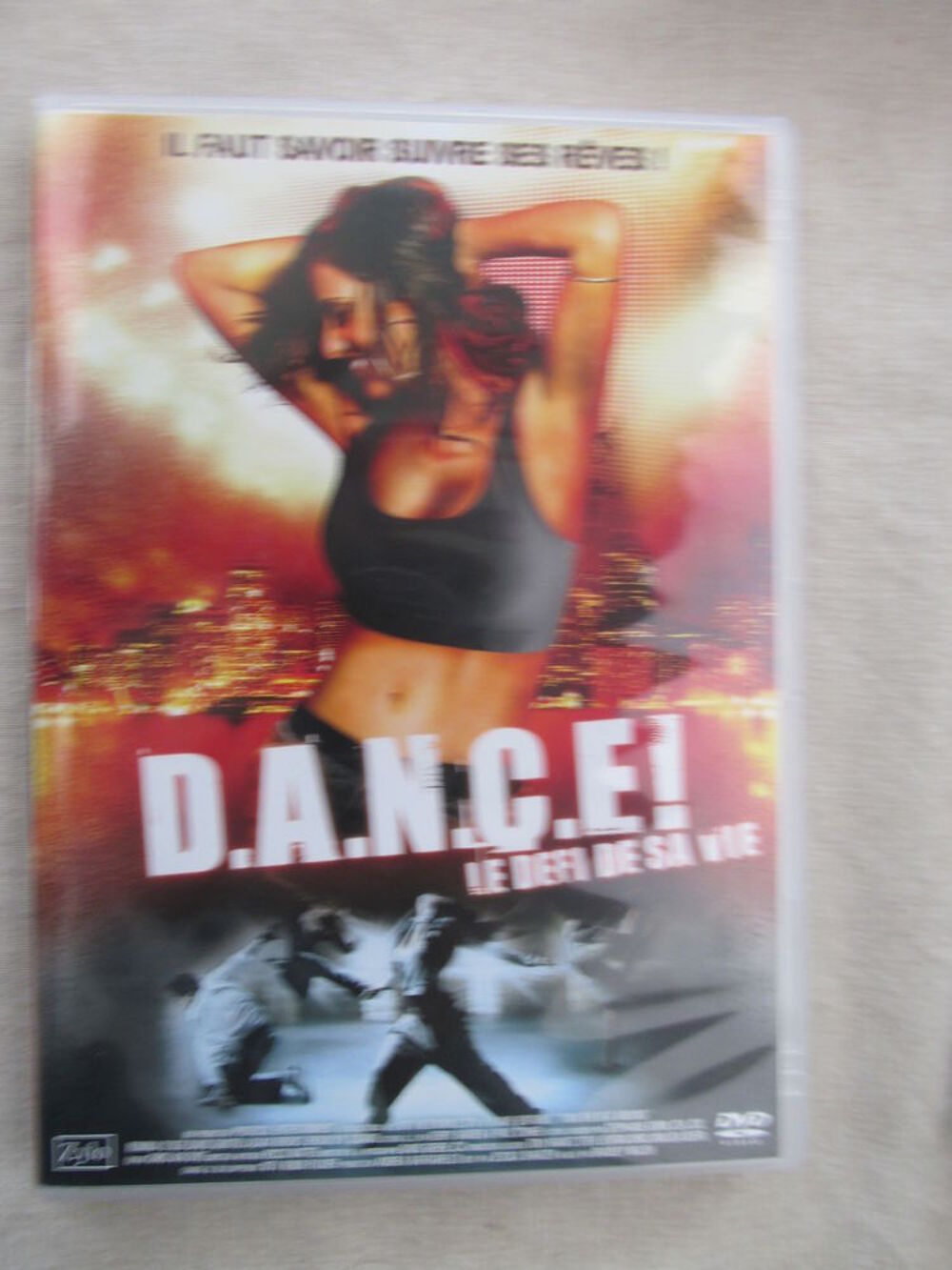 D A N C E ! "LE DEFI DE SA VIE"
DVD et blu-ray