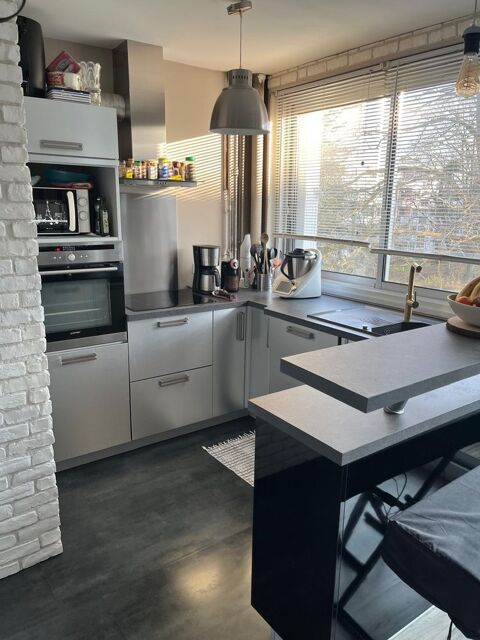   F5 triple exposition 81,8m2 Appartement - 5 pi�ce(s) - 82 m�